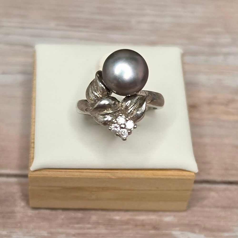 New! Ring - Picture 3 of 12
